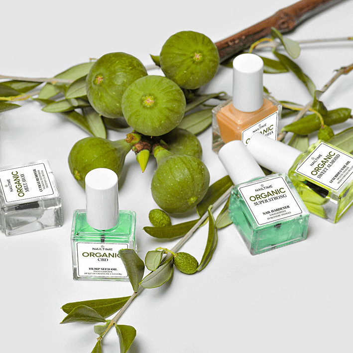 🌱 Organische Hand- und Nagelpflege Produkte mit frischen Grüntönen und hochwertigen Inhaltsstoffen. 🌿✨
