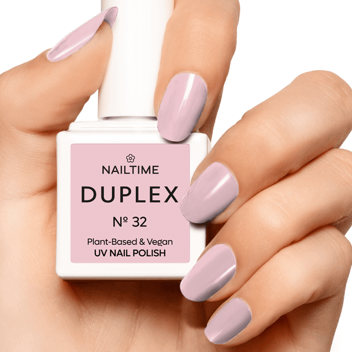 DUPLEX N° 32 vegan UV nail polish in soft powder pink shade, showcasing plant-based formula and glossy finish.