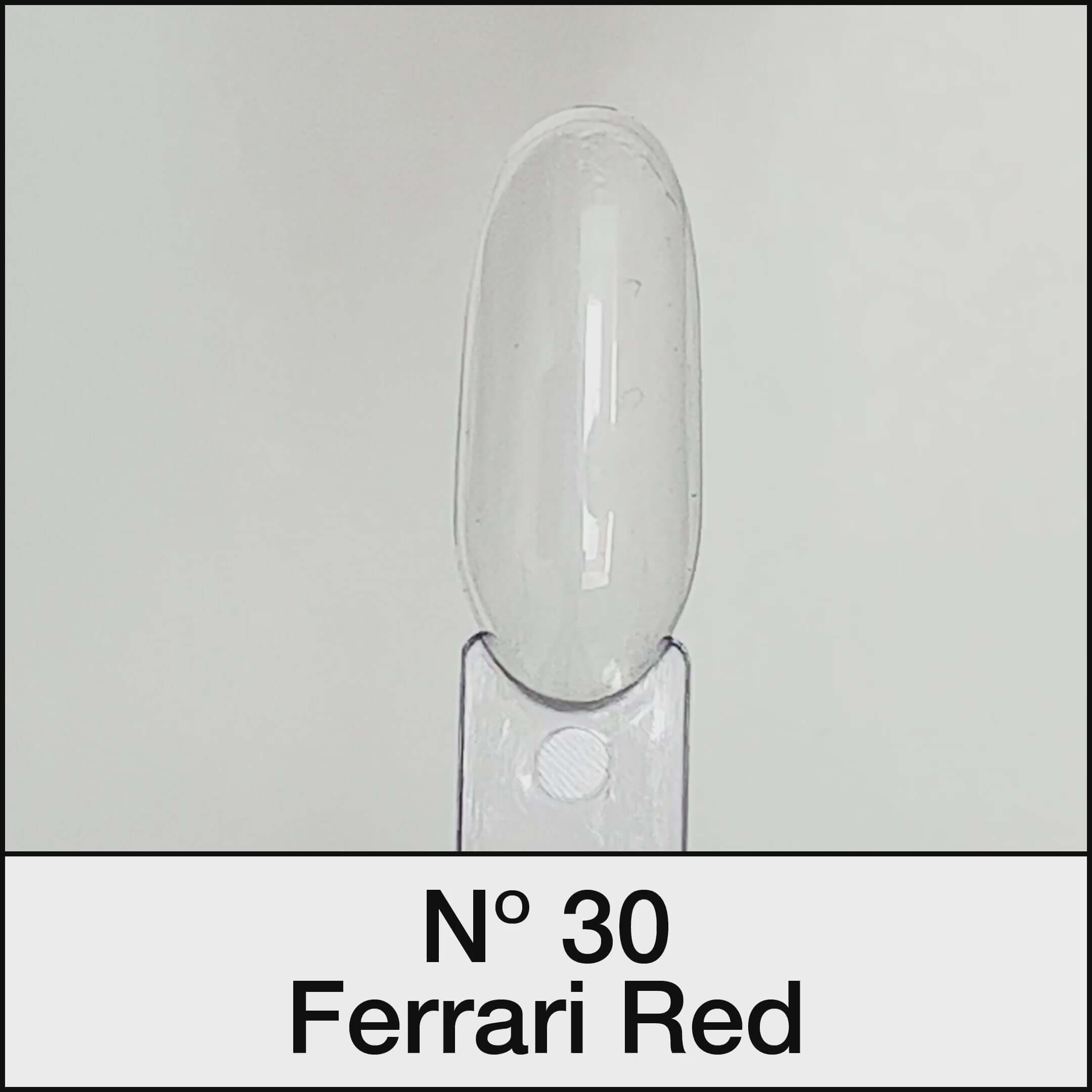 21 DAYS UV Nagellack N°30 Ferrari Red auf Nagelrad; feuriges Rot für perfekte Nägel mit bis zu 3 Wochen Haltbarkeit.